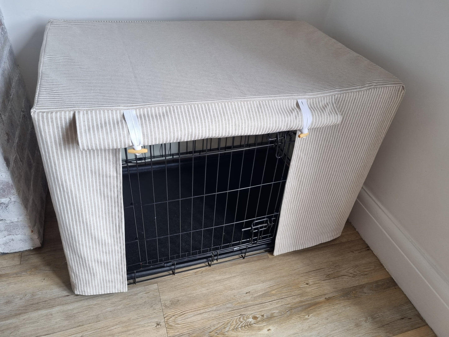 Dog crate cover - White stripes neutral design