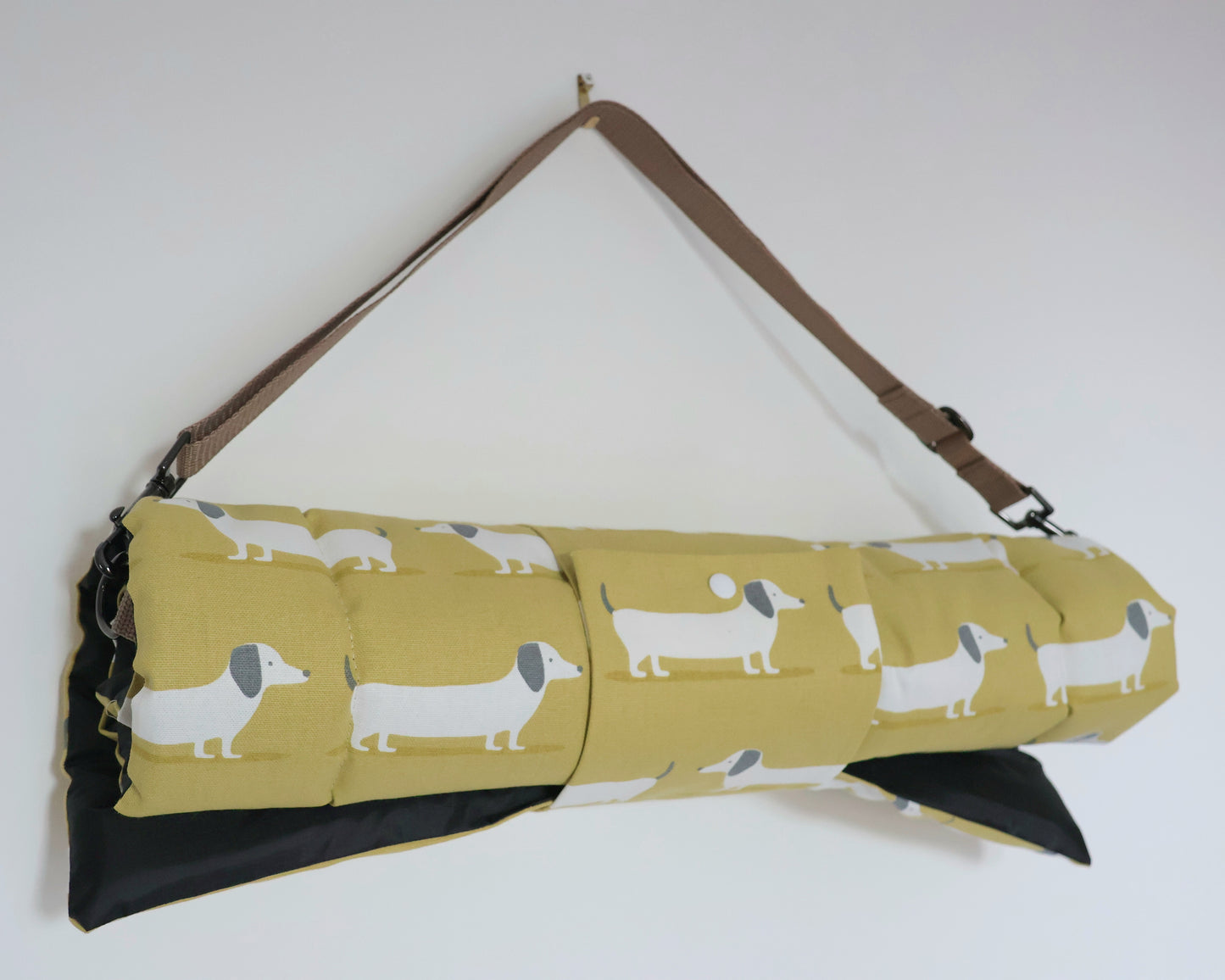 Dog settle mat/Travel mat - Ocre dachshund design