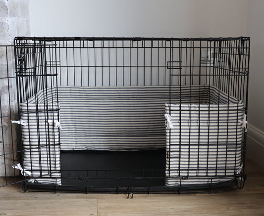 Dog crate bumper - Navy ticking stripe